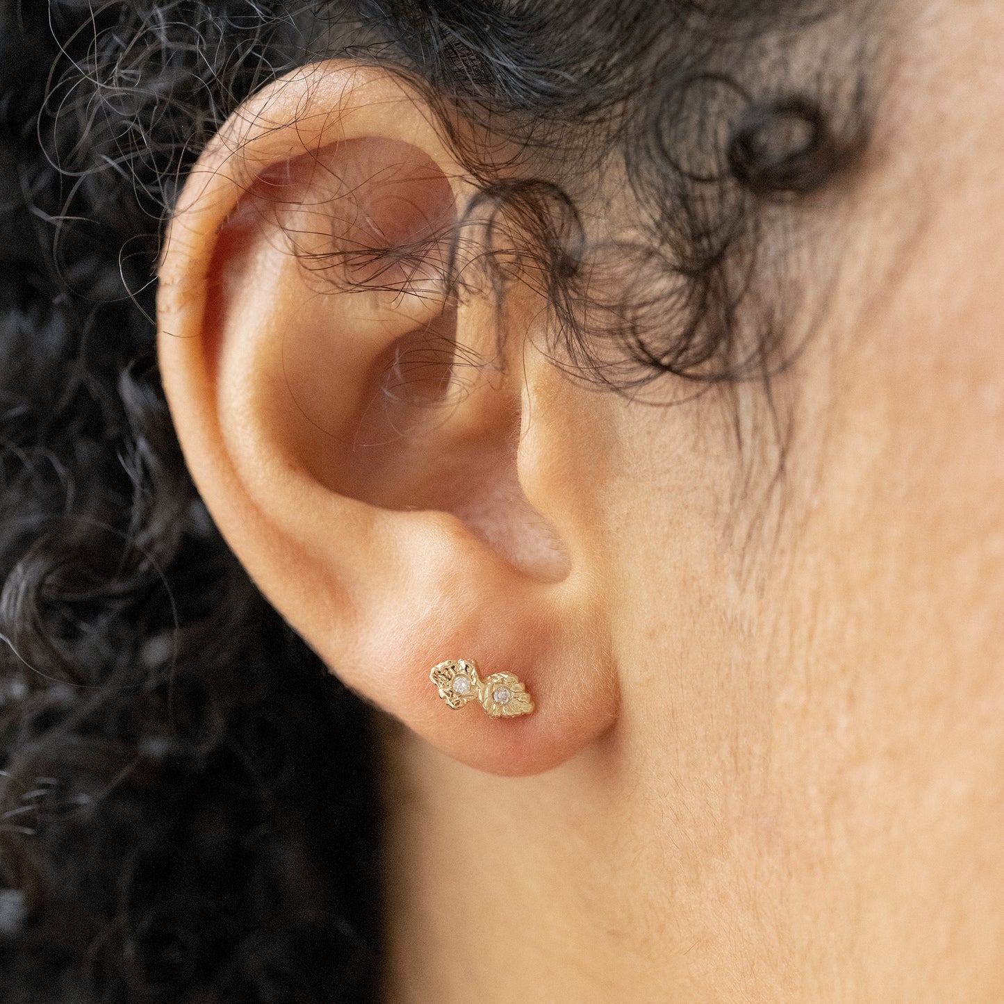 Light Rays Studs