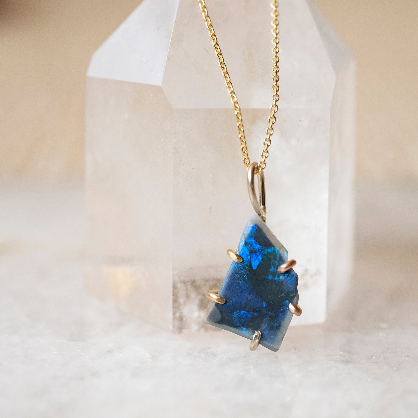 Exceptional Opal Large Stone Pendant with Yellow Gold Cable Chain