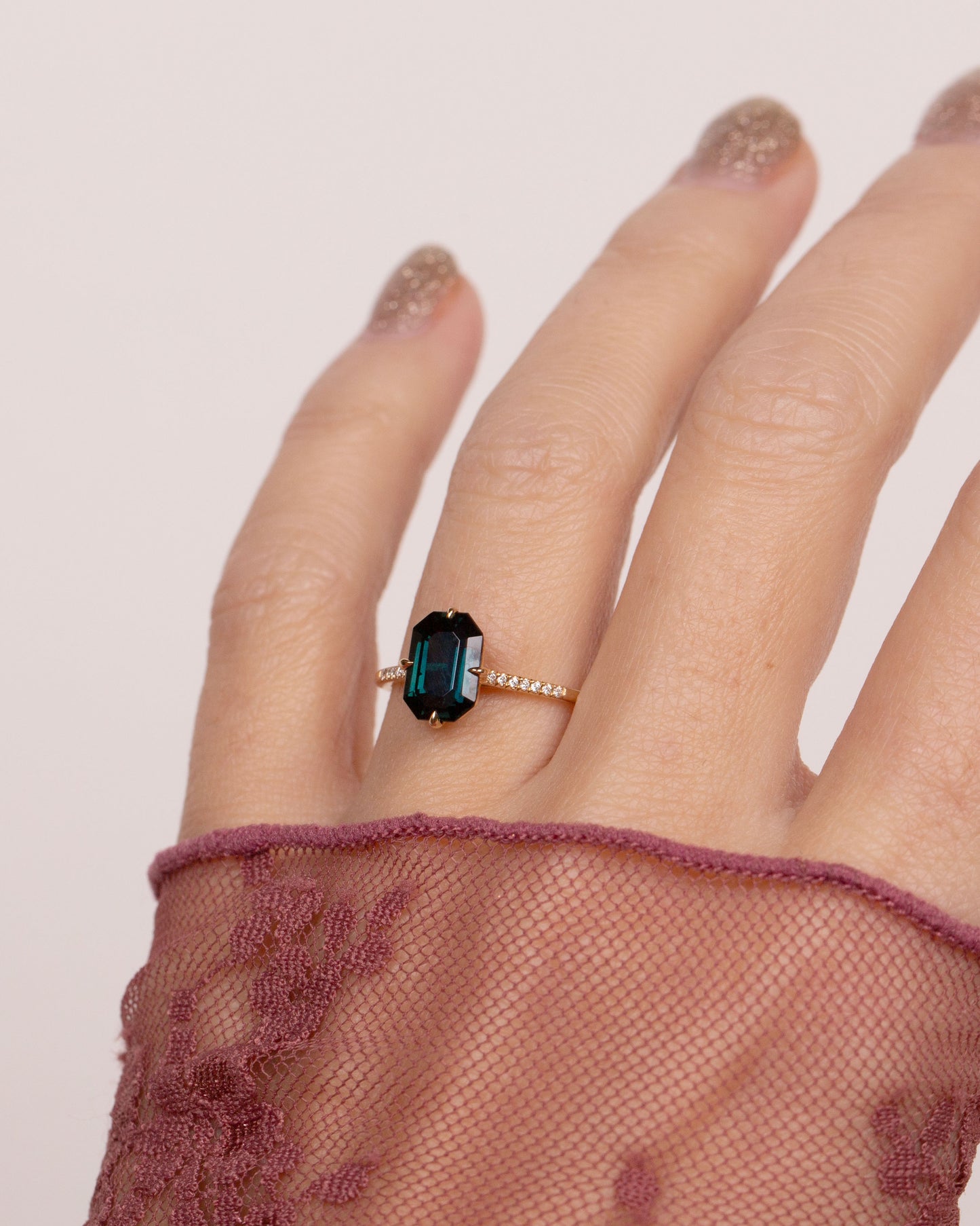 Fira Sapphire Ring