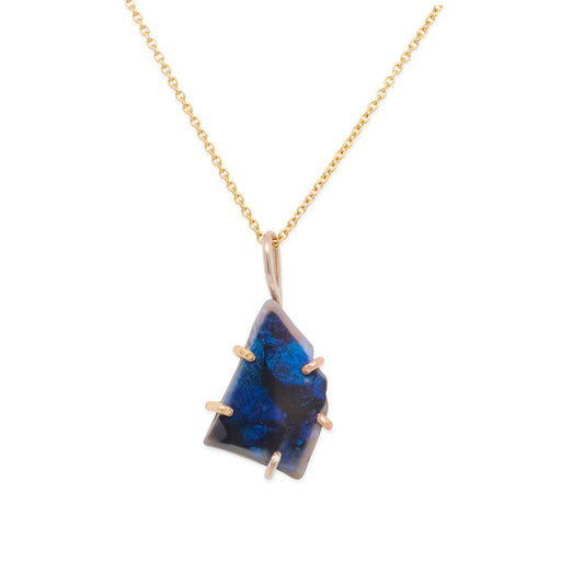 Exceptional Opal Large Stone Pendant with Yellow Gold Cable Chain